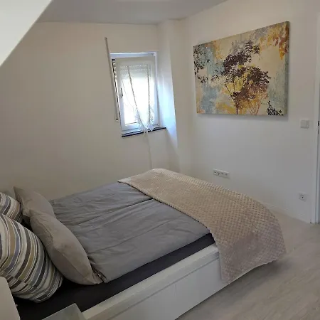 Apartment Attraktives In Nürnberg-eibach Nürnberg
